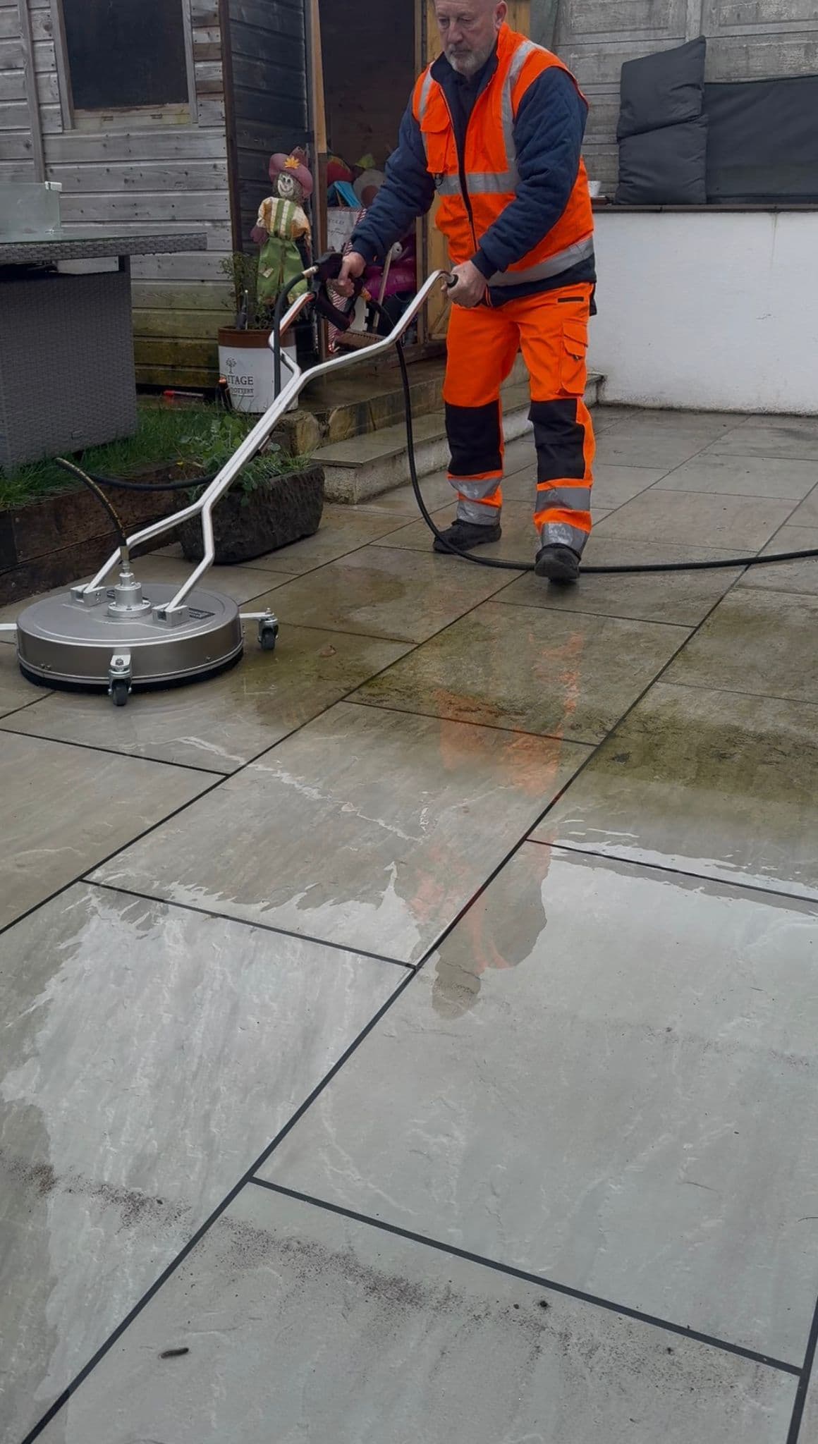 Patio cleaning with professional equipment